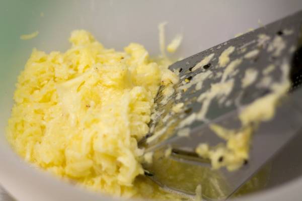 Raw Grated Potato Poultice for Skin Conditions